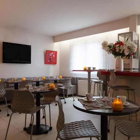 The Originals City, Hôtel Dau Ly, Lyon Est  Bron Exterior foto