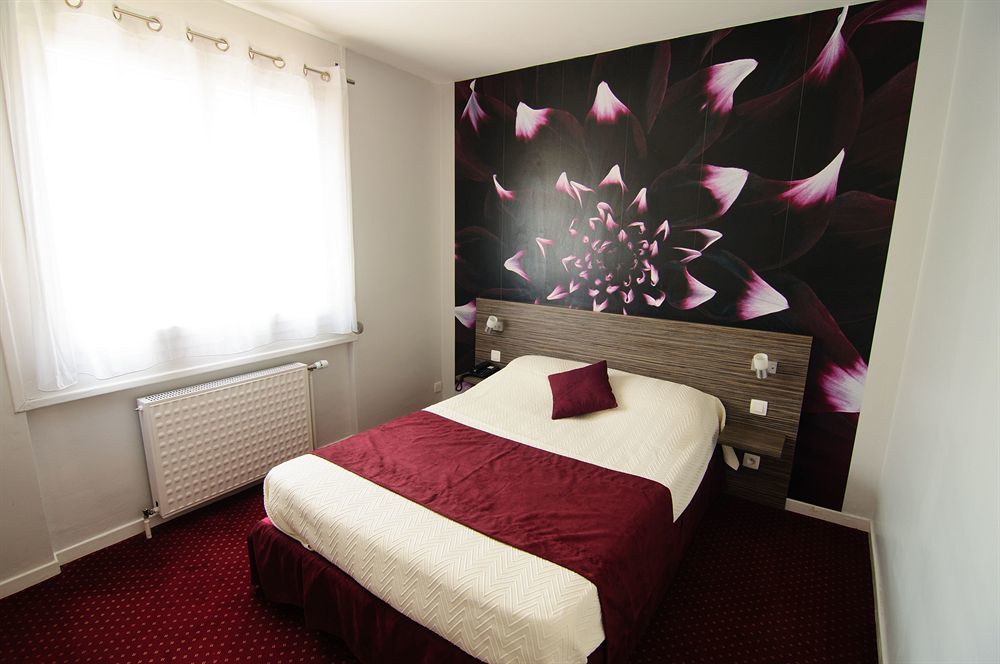 The Originals City, Hôtel Dau Ly, Lyon Est  Bron Exterior foto